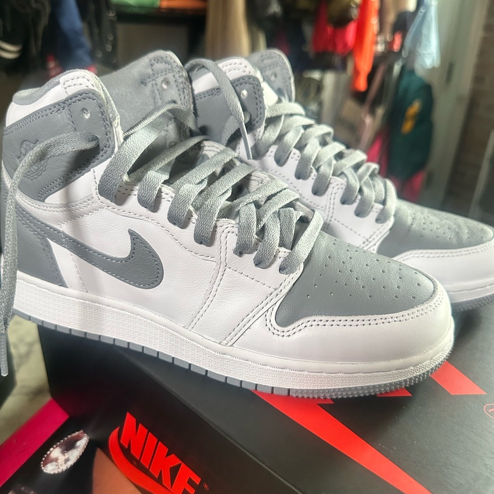 Nike Jordan GS Gray and White Sneakers Sz 6.5